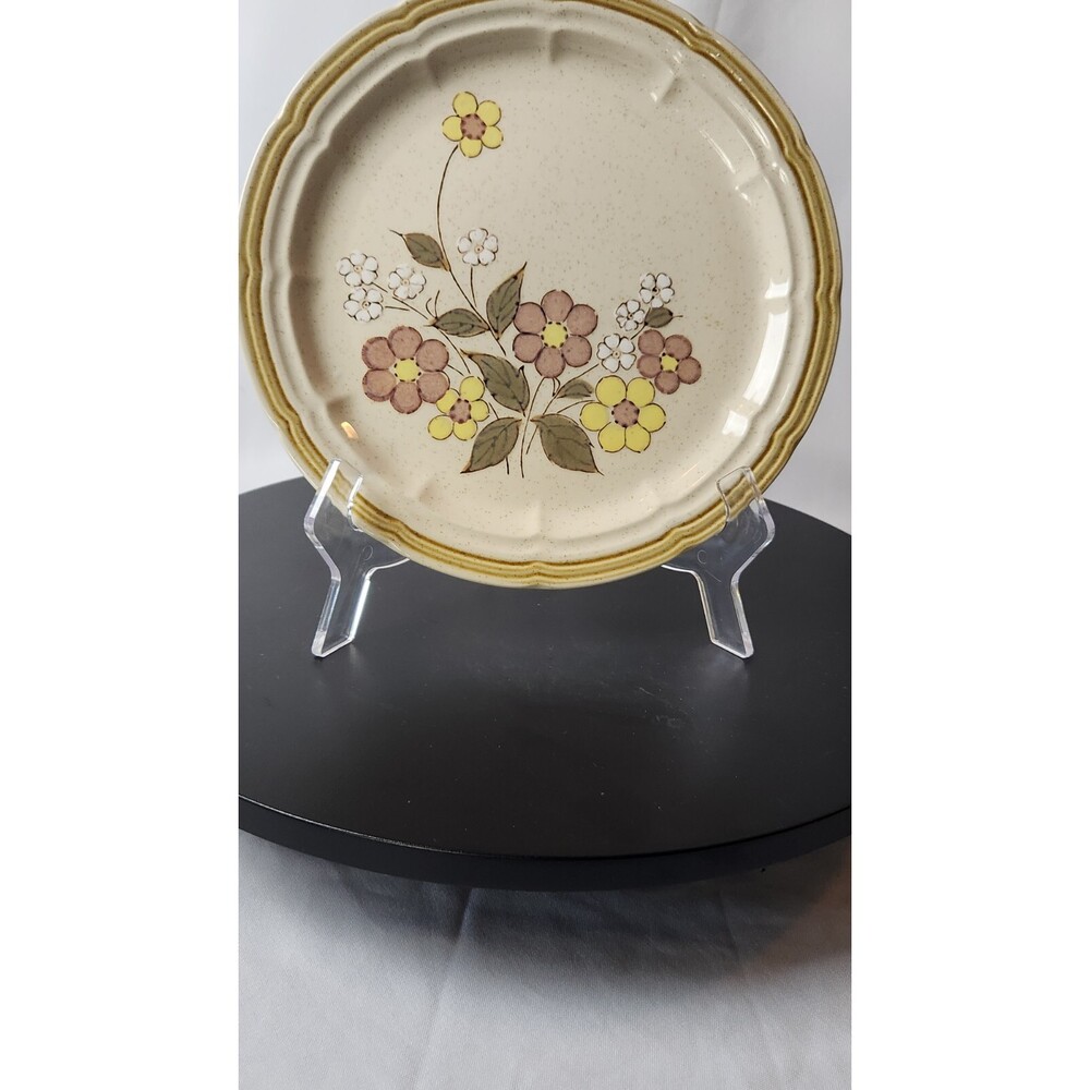 Crown Manor Hand Painted Stoneware Floral Garden Dinner Plate 10 1/2" Japan